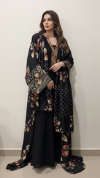 A80 – Ghazal Velvet 2-Piece Set – A80 – غزال مخمل طقم ٢ قطع – Khaleeji bisht set طقم بشت خليجي فاخر back منظر خلفي