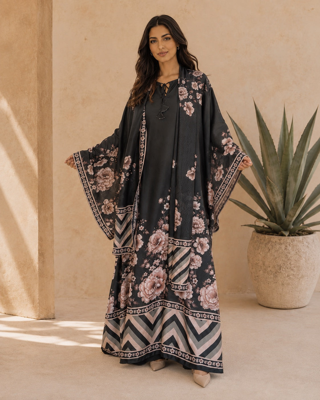 A180 – Hessa Daraa 2-Piece Set – Black – A180 – طقم درّاعة حصة (قطعتين)